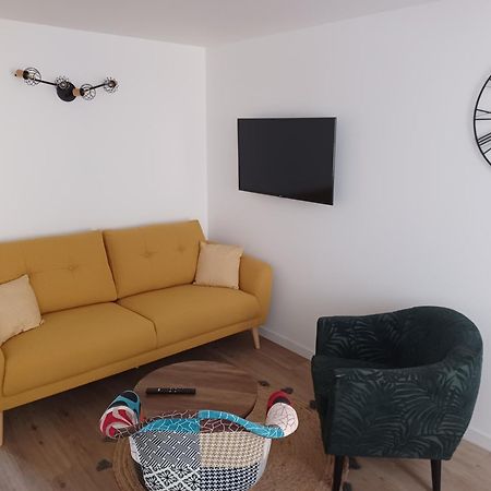 Duplex Cosy Et Douillet Lägenhet Ernée Exteriör bild
